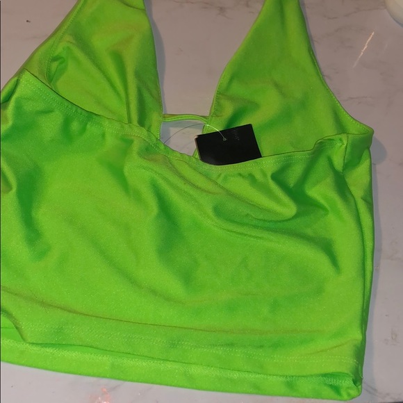 NEON TOP 💚👽 - Picture 3 of 3